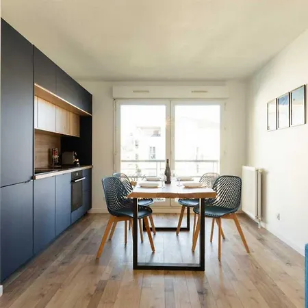 Dify Bourbonnais - Quartier Vaise *