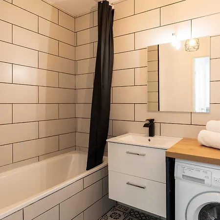 Dify Bourbonnais - Quartier Vaise Apartment *
